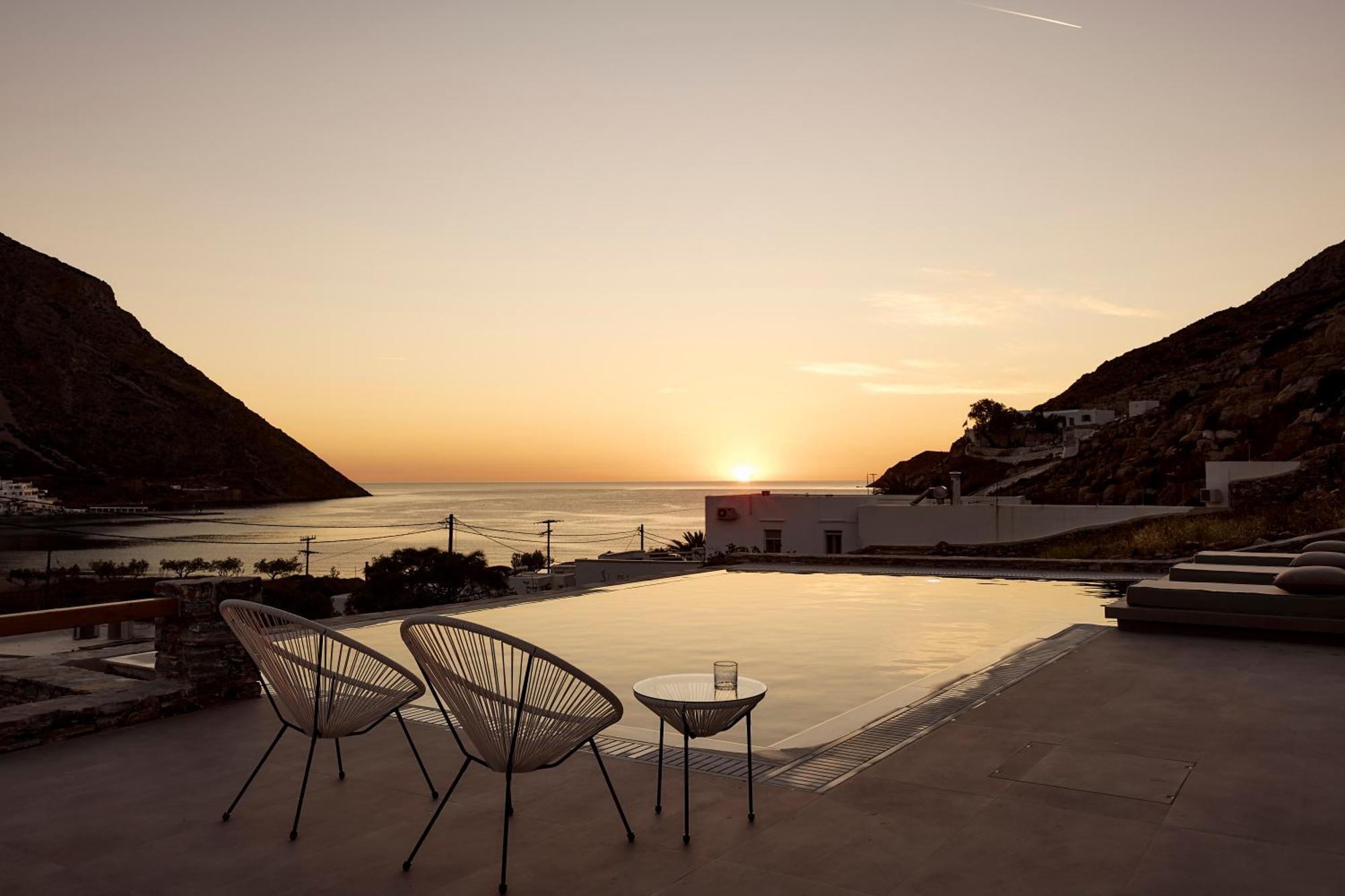 Arcos Suites Sifnos Камараи Экстерьер фото